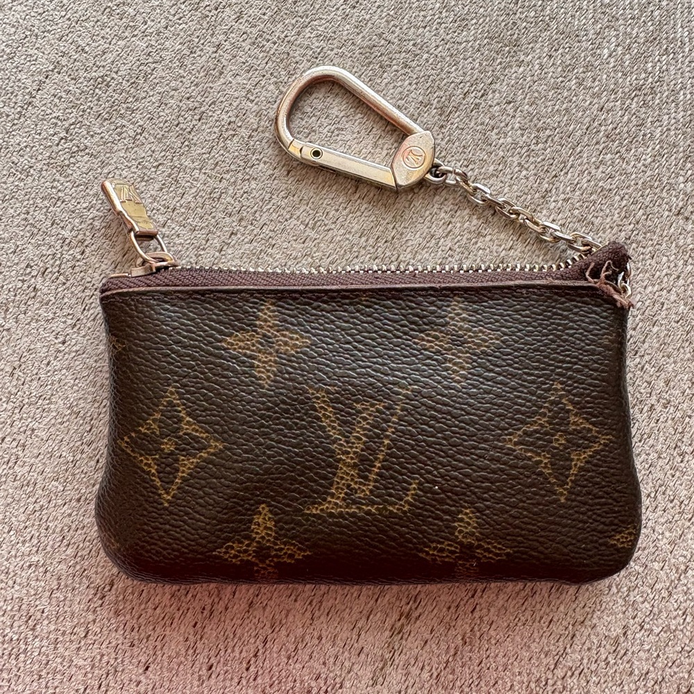 Used Louis Vuitton Clip Wallet